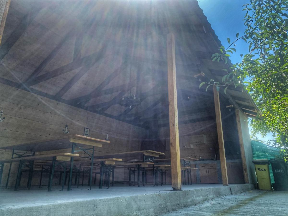 Raven Comstar Apartment Corbu  Exterior foto