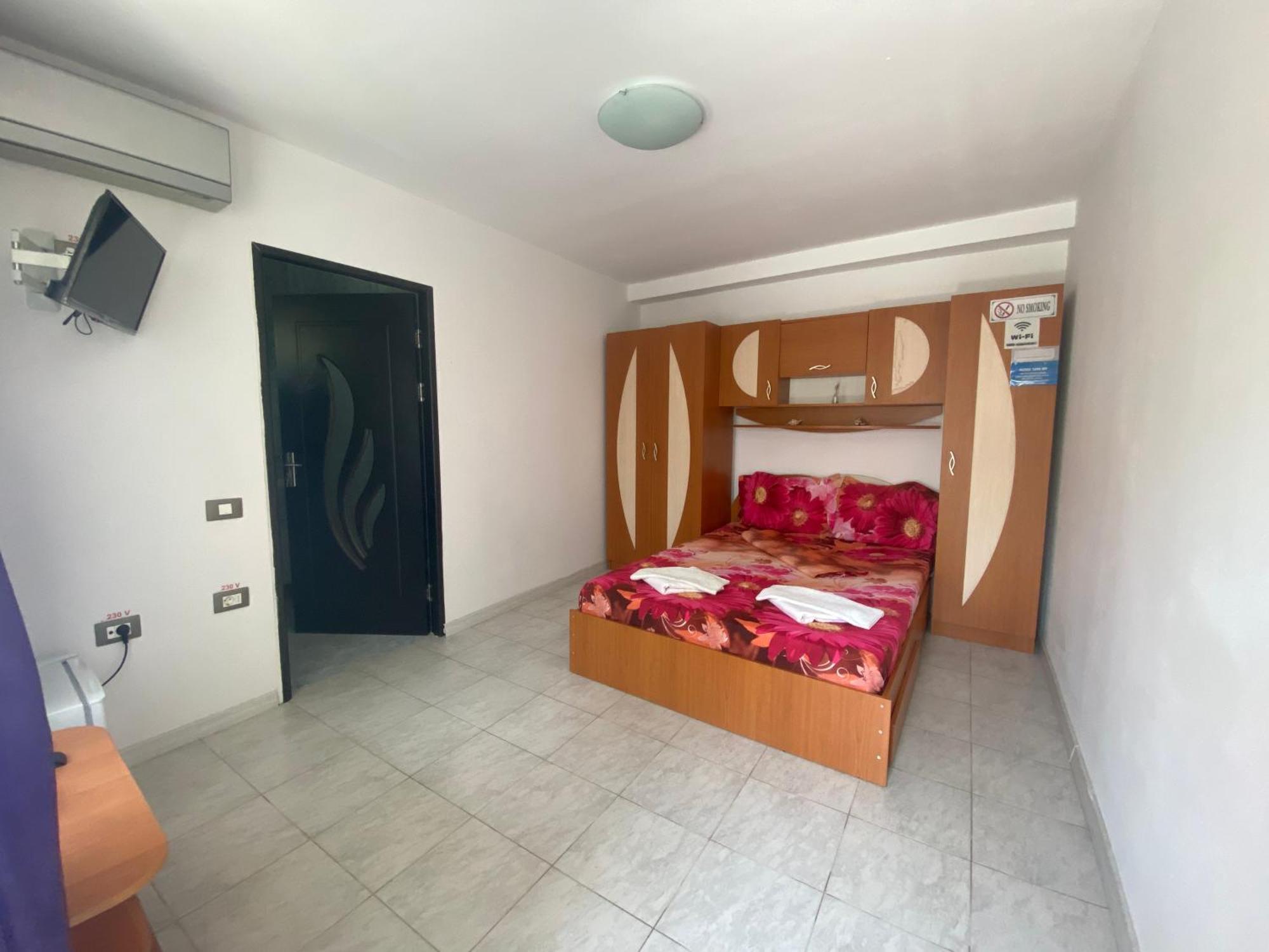 Raven Comstar Apartment Corbu  Exterior foto
